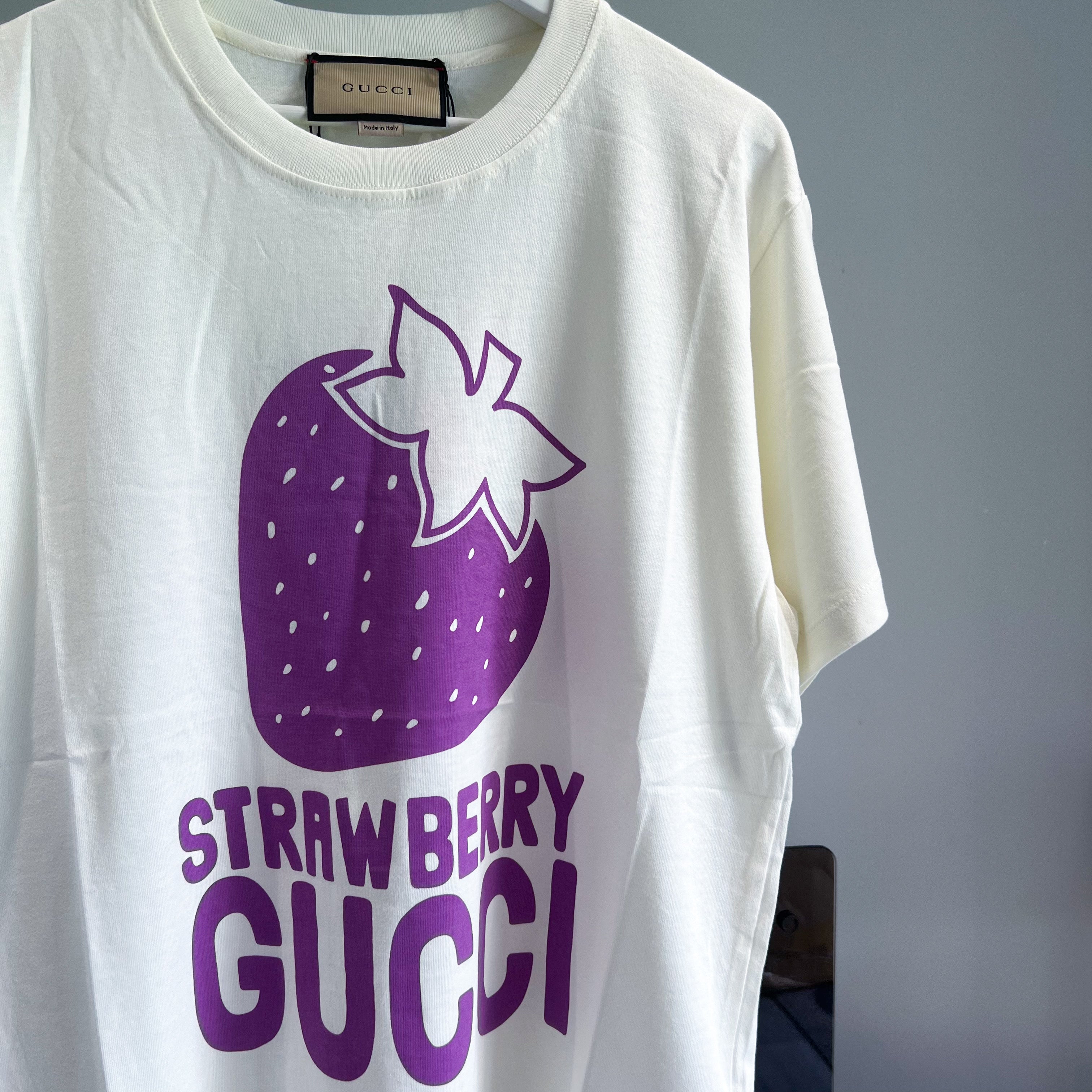 Gucci Strawberry Tee - Ivory