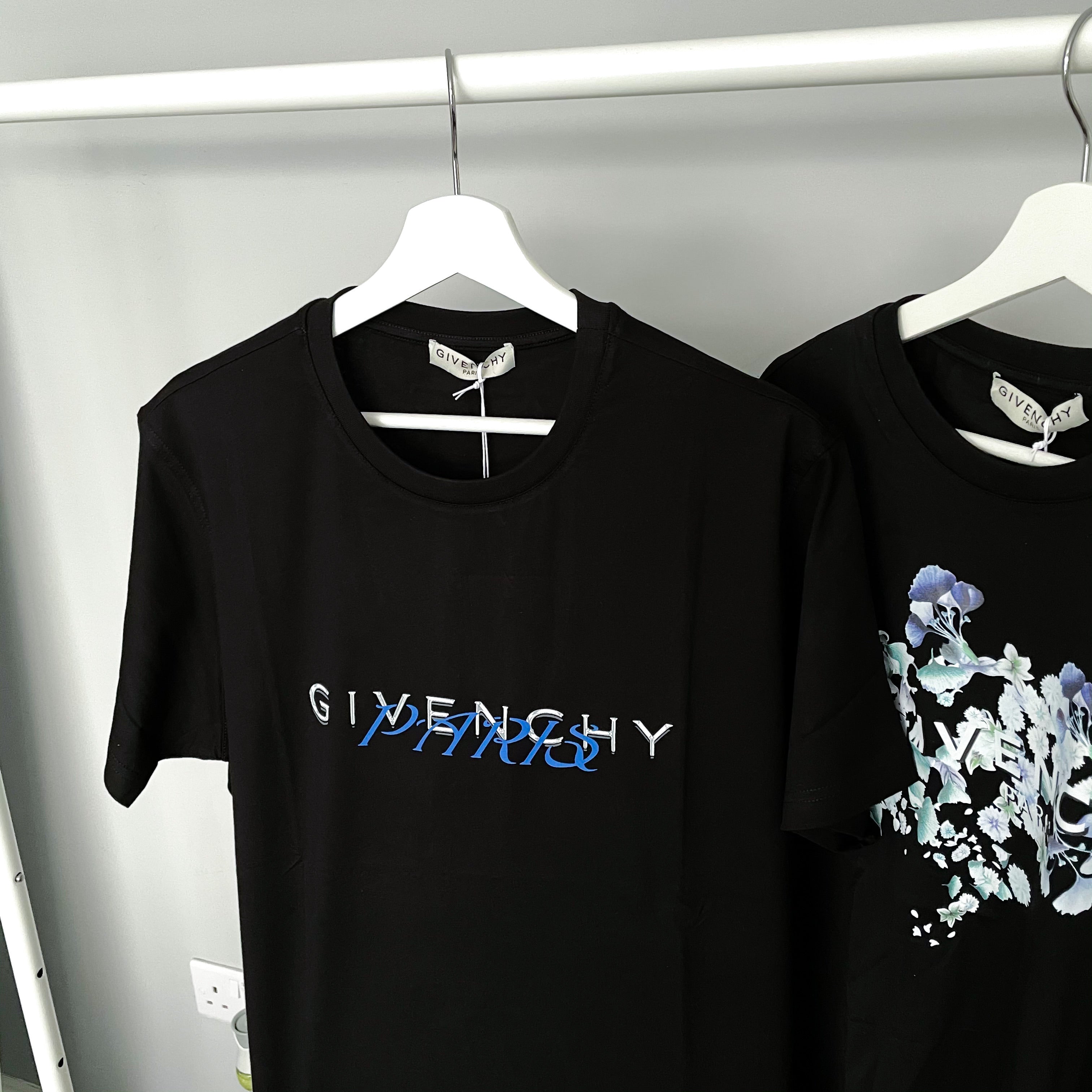 Givenchy Amore Logo Tee - Black