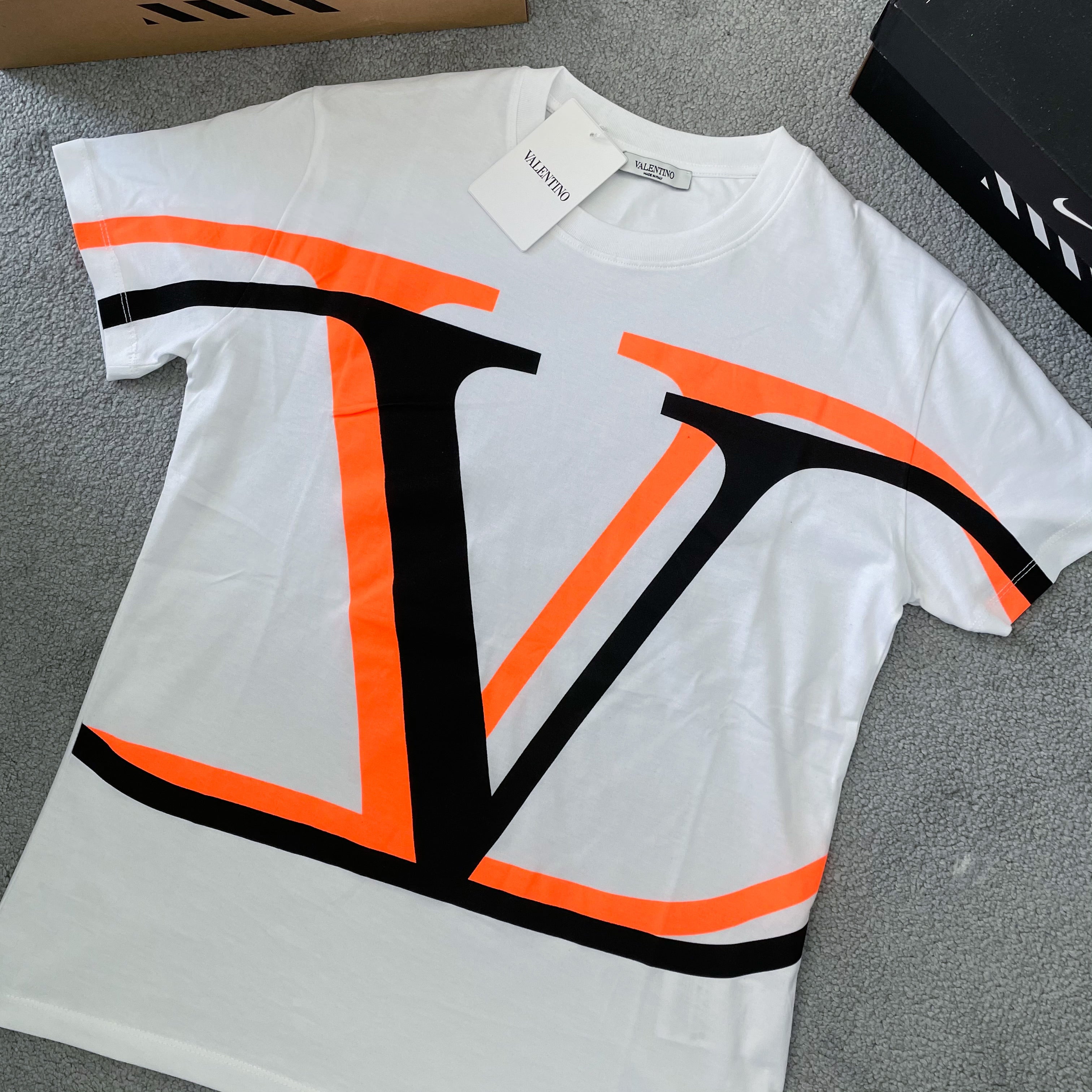 Valentino V Logo Tee - White / Orange