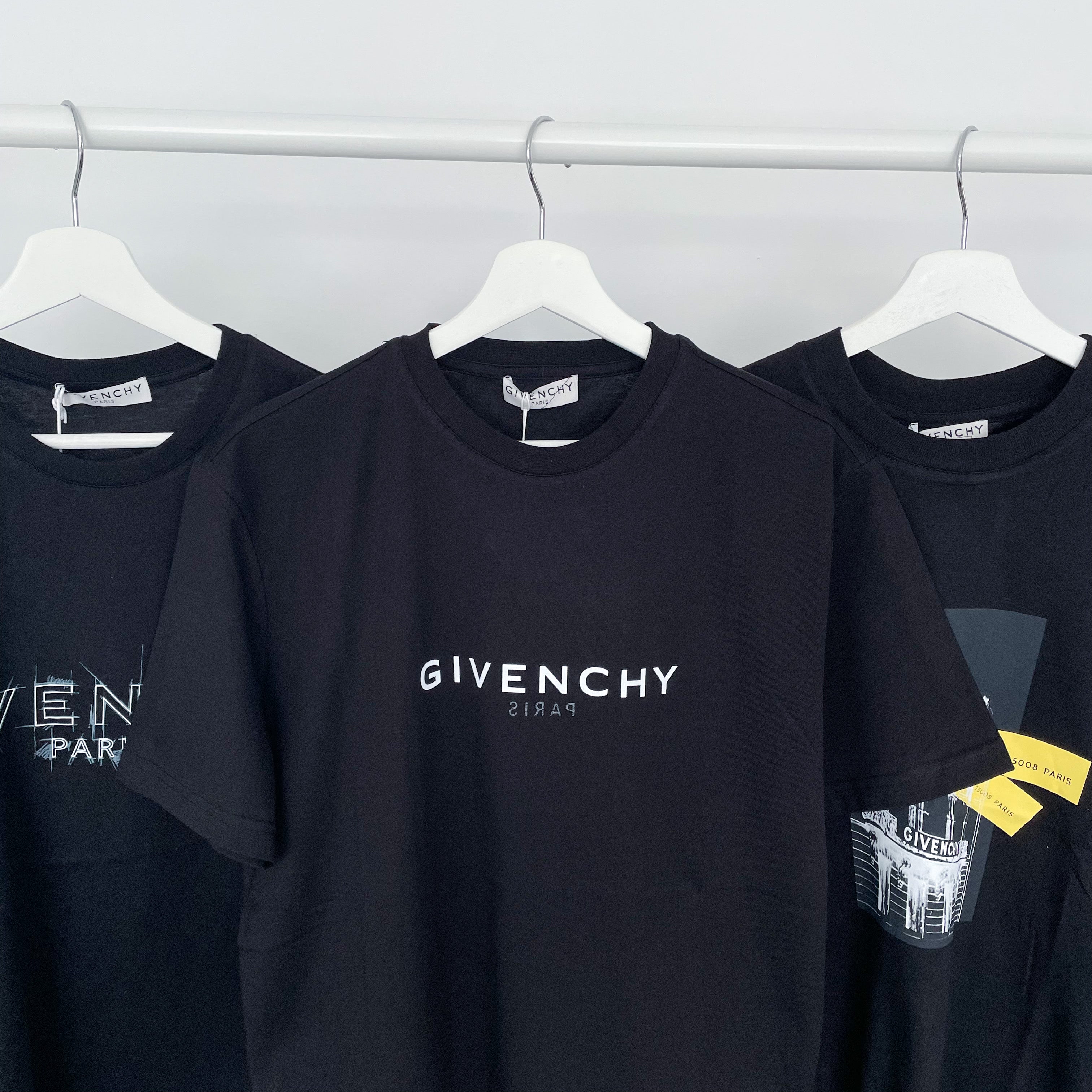 Givenchy – Page 3